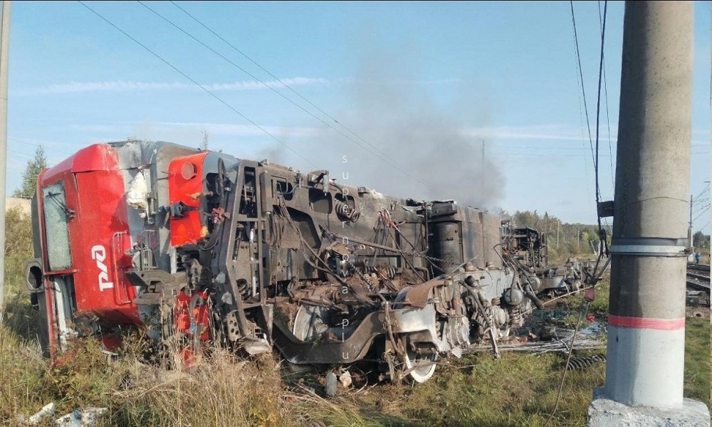 «ΕΚΤΡΟΧΙΑΣΤΗΚΑΝ» δύο τρένα σε διαφορετικές περιοχές – «ΤΙ ΣΥΜΒΑΙΝΕΙ»