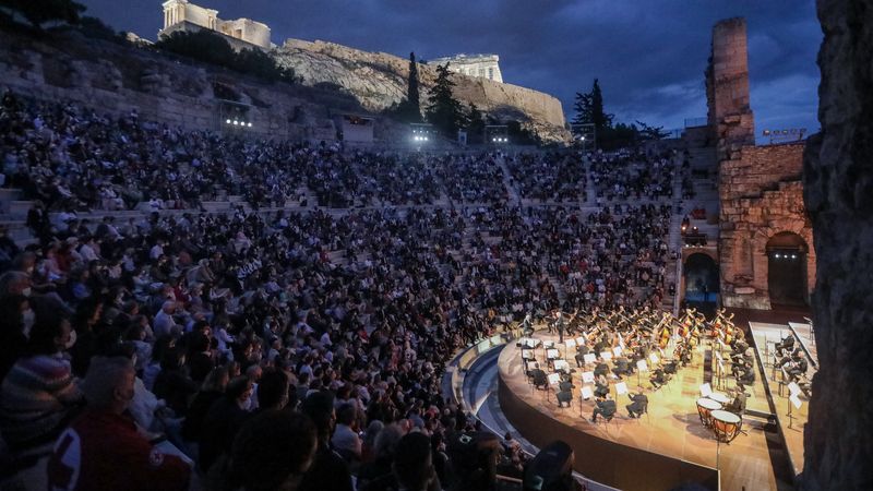 ΚΛΕΙΝΟΥΝ ΤΟ ΗΡΩΔΕΙΟ ΓΙΑ ΤΡΙΑ ΧΡΟΝΙΑ