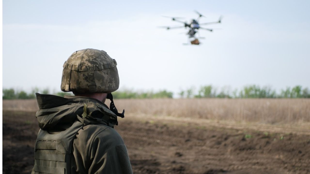 Συναγερμός στο Βέλγιο: 15 drones πέταξαν πάνω από στρατιωτική βάση στα σύνορα με Γερμανία