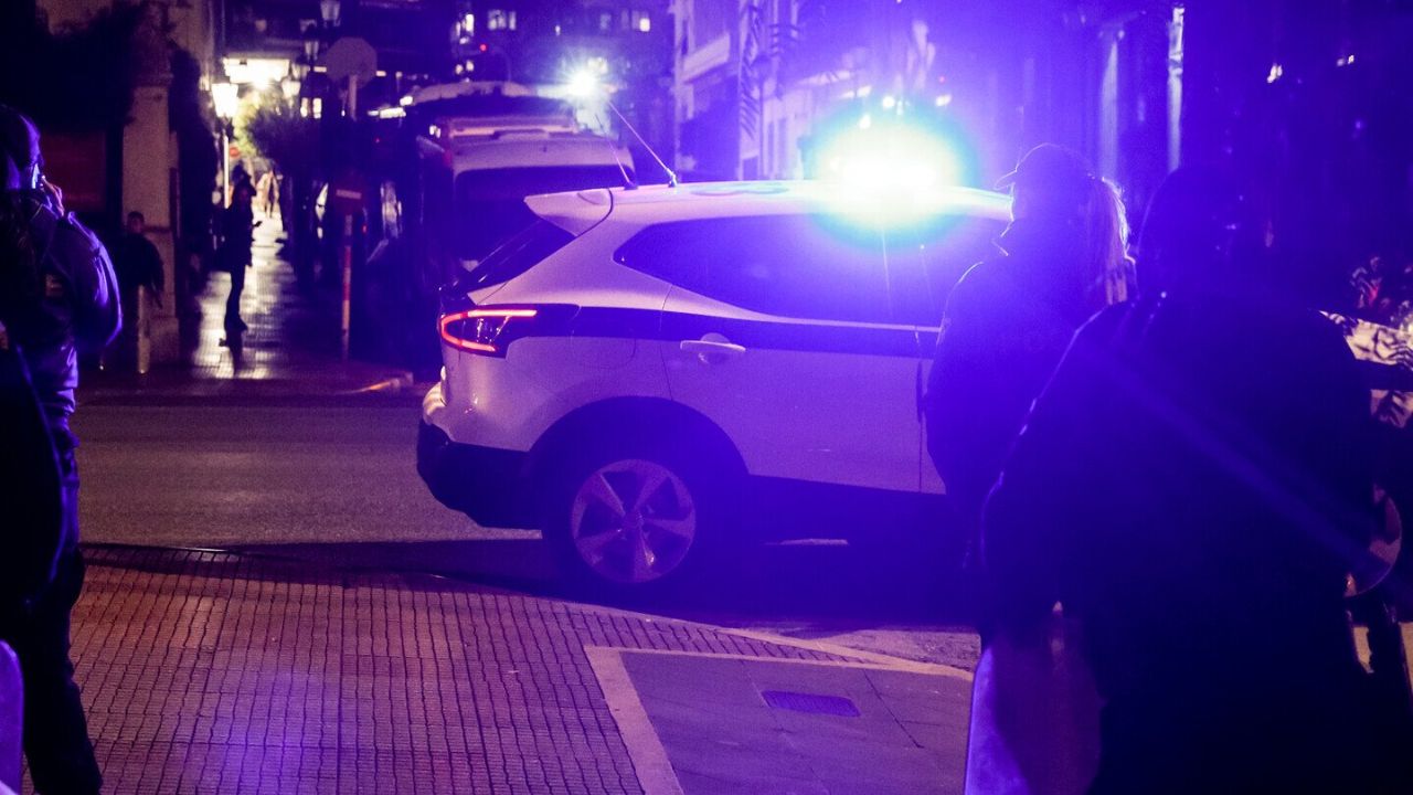 Αιματηρή συμπλοκή 13χρονων στην Τρίπολη — Μαχαίρωσε τον συμμαθητή του για ένα κορίτσι!