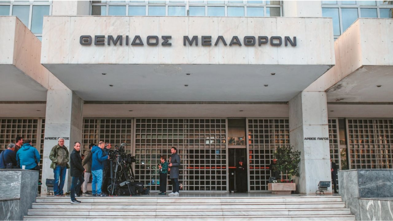 Άρειος Πάγος: Αν ο πατέρας δεν πληρώνει διατροφή, θα χρυσοπληρώσουν παππούς και γιαγιά