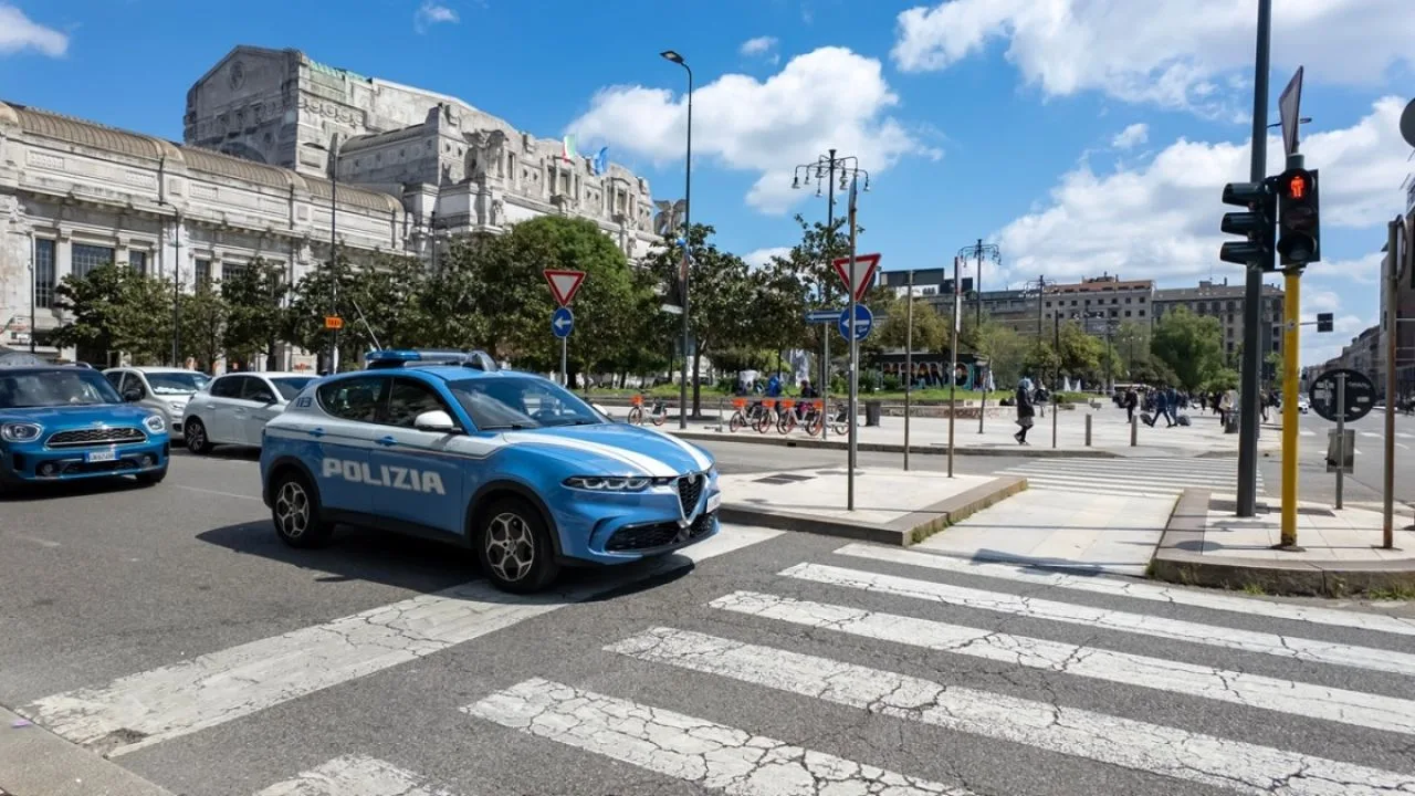 Σοκ στο Μιλάνο: 55χρονη τραυματίστηκε σοβαρά σε επίθεση με μαχαίρι