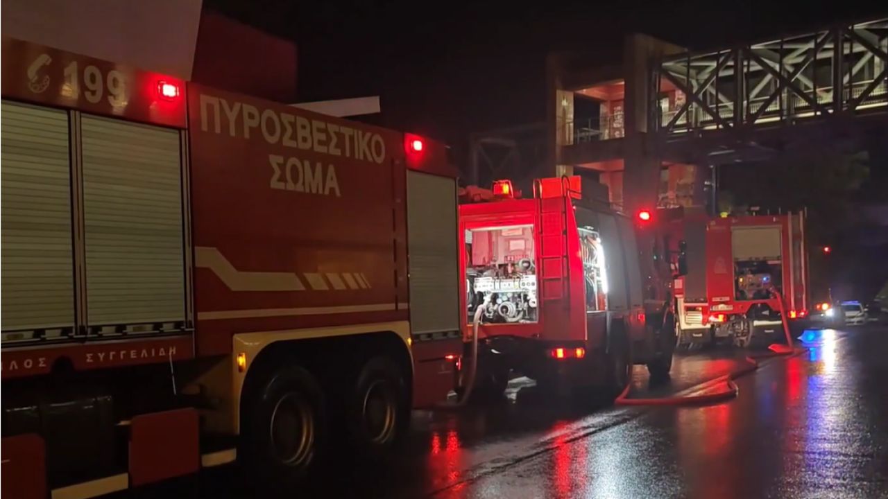 Έκρηξη στα Jumbo Αμαρουσίου: Γκαζάκια προκάλεσαν πανικό και ζημιές στο κατάστημα!