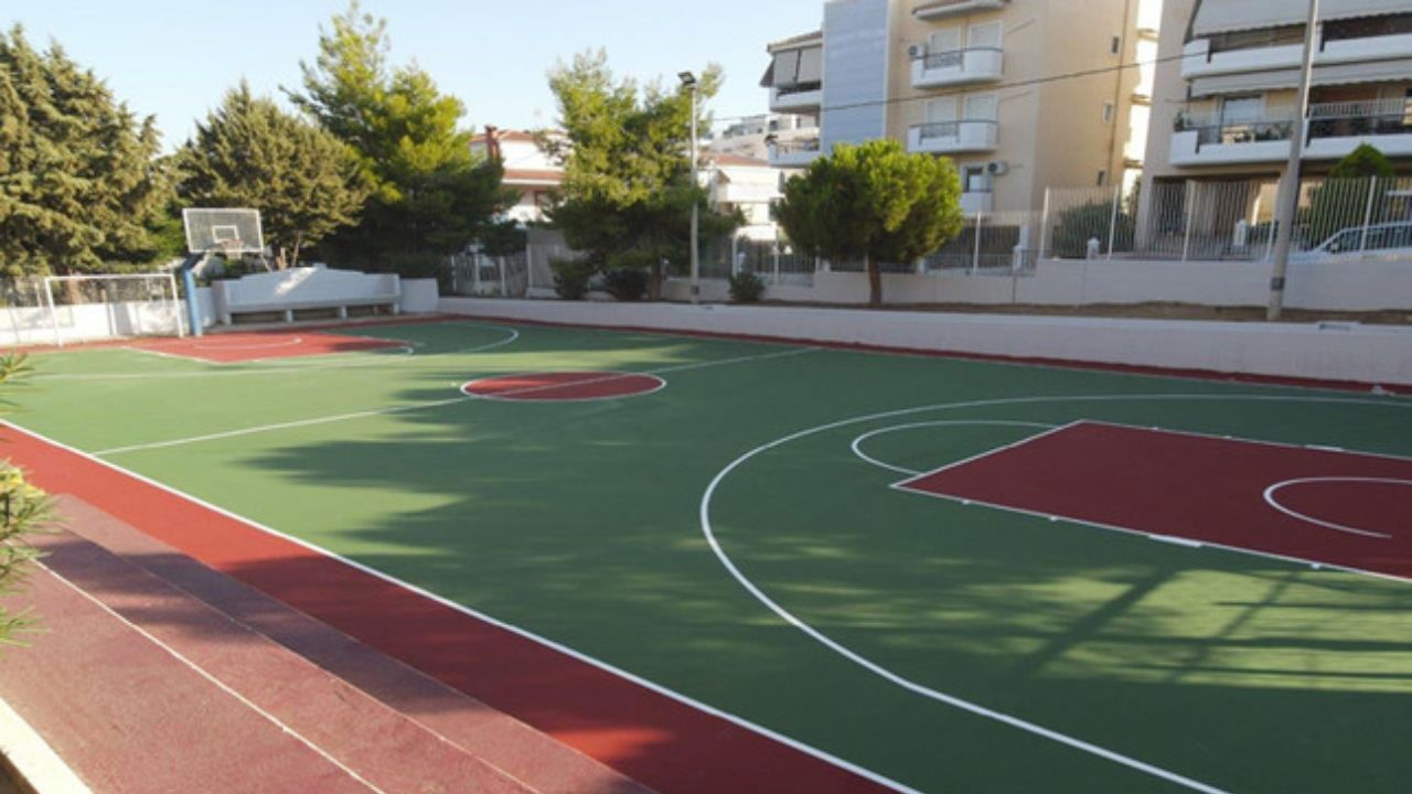 «Deals» με όπλα σε σχολεία – Αγοραπωλησίες σε σχολικά προαύλια