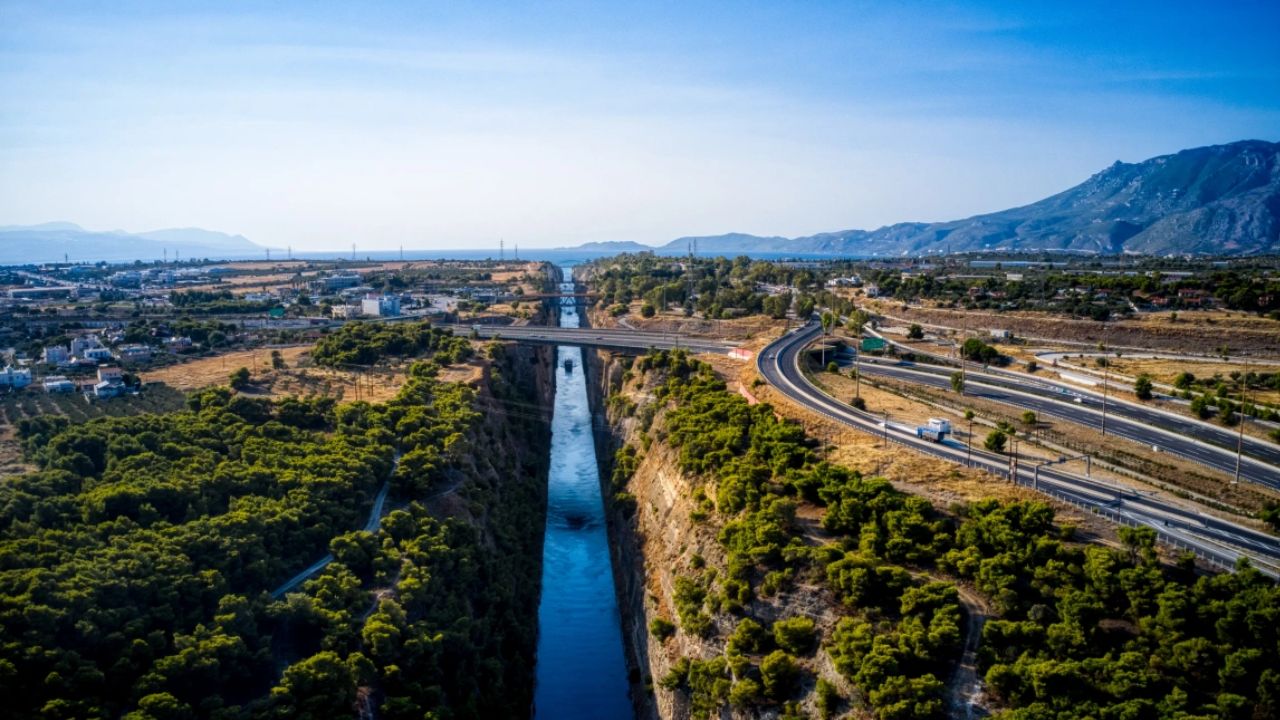 «Κλείνει η Διώρυγα της Κορίνθου: Διακοπή διέλευσης μέχρι νεωτέρας λόγω έργων»