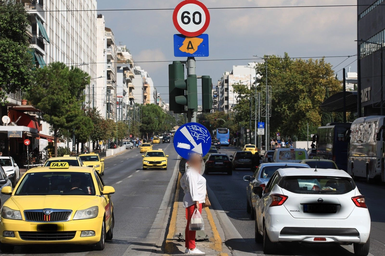 Ξαναχτυπά ο Δακτύλιος: Από Δευτέρα 13/10 αλλάζουν όλα στο κέντρο της Αθήνας!