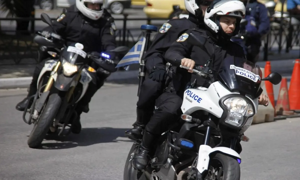 Επεισοδιακή καταδίωξη – 13χρονος Ρομά έκλεψε μοτοσικλέτα από βενζινάδικο