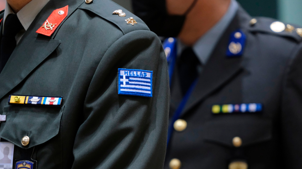 Ένστολοι οργανώνουν συγκέντρωση διαμαρτυρίας σήμερα μπροστά στην Παλαιά Βουλή!