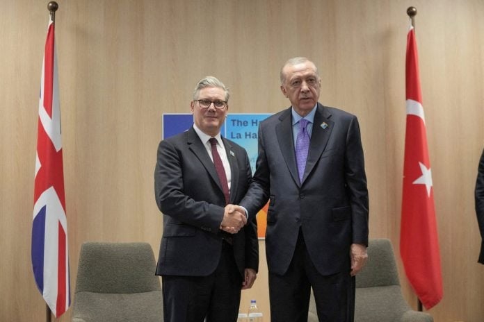 ΕΡΝΤΟΓΑΝ ΚΑΙ ΣΤΑΡΜΕΡ «ΥΠΕΓΡΑΨΑΝ ΣΥΜΦΩΝΙΑ» ΠΑΝΩ ΑΠΟ 10 ΔΙΣ. ΔΟΛΑΡΙΑ ΓΙΑ ΤΗΝ ΑΓΟΡΑ 20 EUROFIGHTER