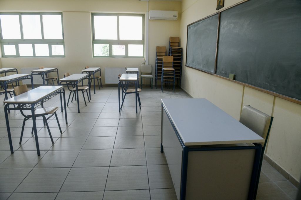 Πανικός στα σχολεία του Βόλου – Μάστιγα οι σουγιάδες και οι ξυλοδαρμοί