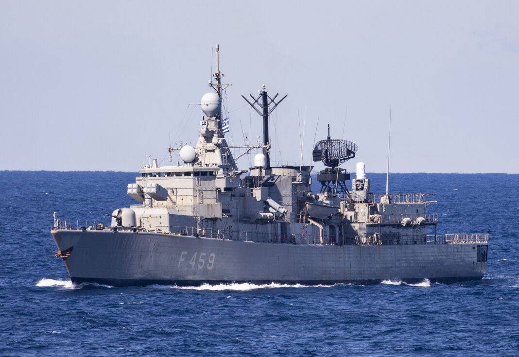 Στο λιμάνι της Θεσσαλονίκης η φρεγάτα “Αδρίας” – Πότε μπορεί να την επισκεφθεί το κοινό