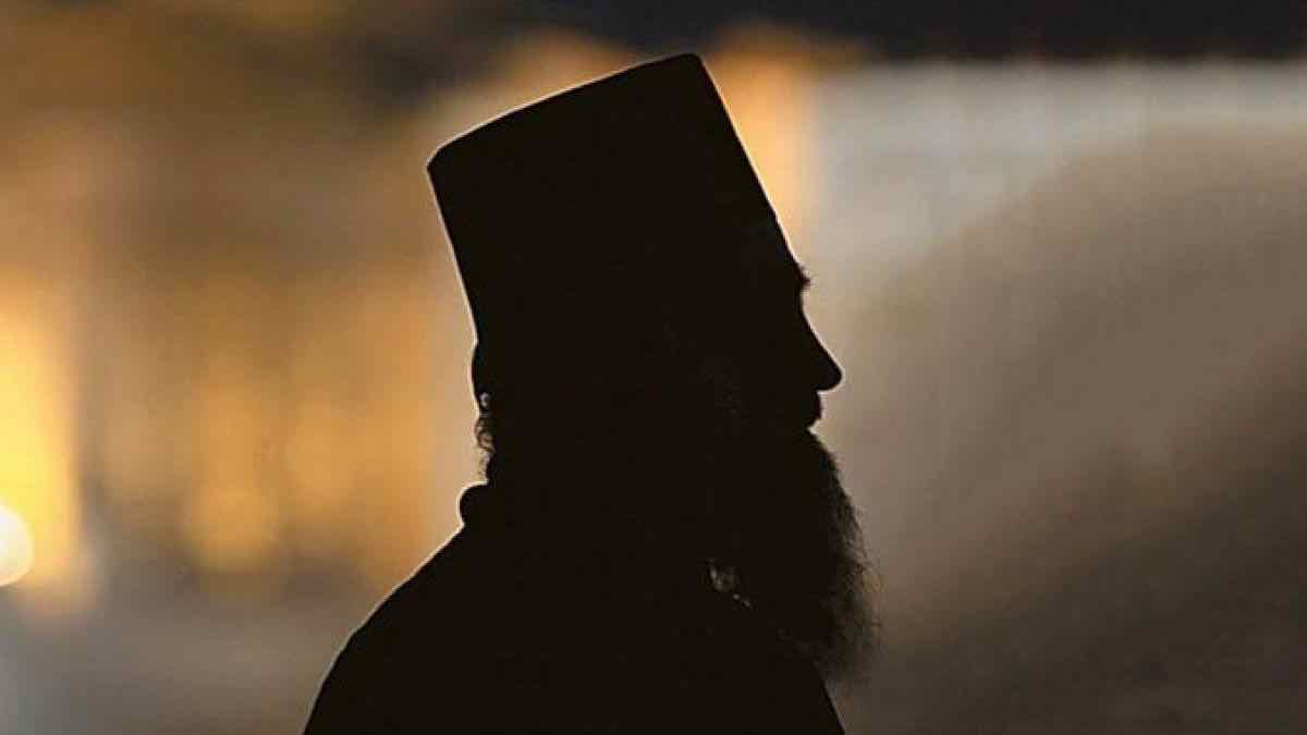 Θεσσαλονίκη: Στο «εδώλιο» αρχιμανδρίτης και πρώην ιερέας για «απάτη» άνω του 1.300.000 εκατ. ευρώ
