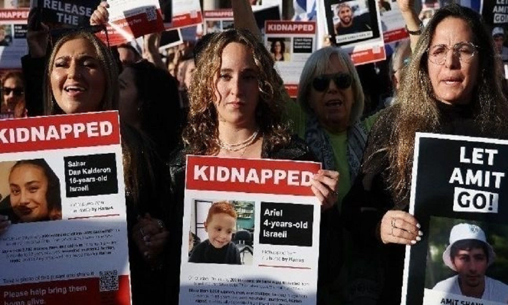 Συγγενείς ομήρων σε Νετανιάχου: «Σταμάτα τον πόλεμο τώρα»