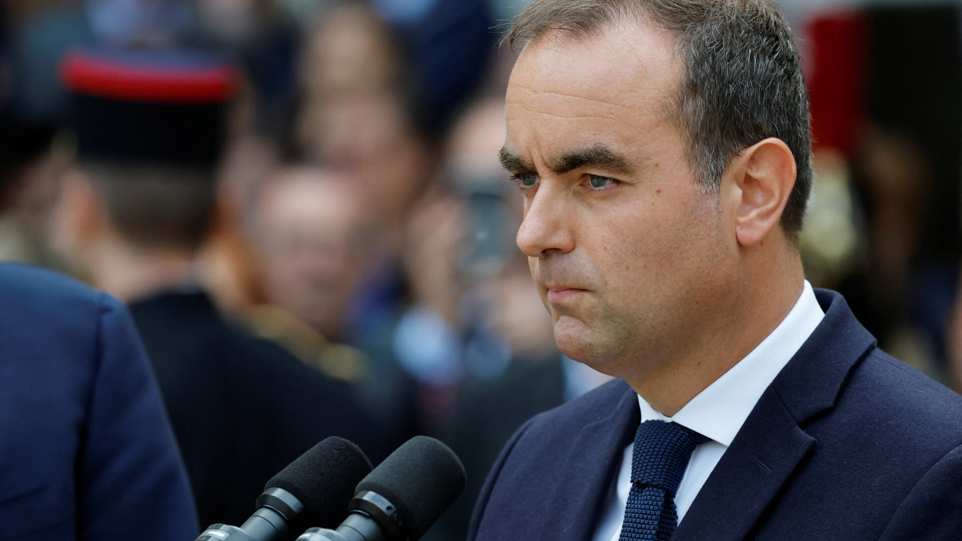 Λεκορνί: «Γύρισα για να εξασφαλίσω την έγκριση του προϋπολογισμού – Λίγοι οι υποψήφιοι»