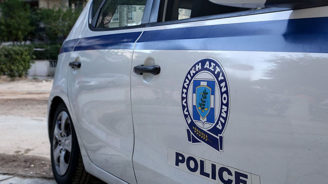 Απίστευτο! Λαθρομετανάστες «τρύπωσαν» σε καρότσα φορτηγού στην Κωνσταντινούπολη και βρέθηκαν στο λιμάνι της Θεσσαλονίκης!