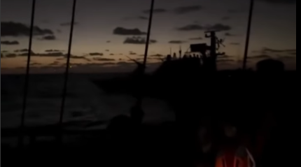 ΕΚΤΑΚΤΟ: GLOBAL SUMUD FLOTILLA – ΣΕ ΜΙΣΗ ΩΡΑ Η ΕΠΕΜΒΑΣΗ ΣΤΟΝ ΣΤΟΛΙΣΚΟ ΑΠΟ ΙΣΡΑΗΛΙΝΟΥΣ ΚΟΜΑΝΤΟΣ – ΜΕ ΣΥΜΜΕΤΟΧΗ ΚΑΙ ΔΥΟ ΕΛΛΗΝΙΚΩΝ ΠΛΟΙΩΝ! ΔΕΙΤΕ LIVE ΕΔΩ!