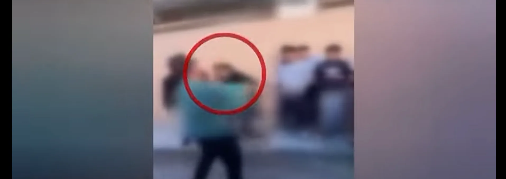 [ΒΙΝΤΕΟ] Άγριος ξυλοδαρμός σε λύκειο της Κέρκυρας – Πέταξαν αντικείμενο σε καθηγητή