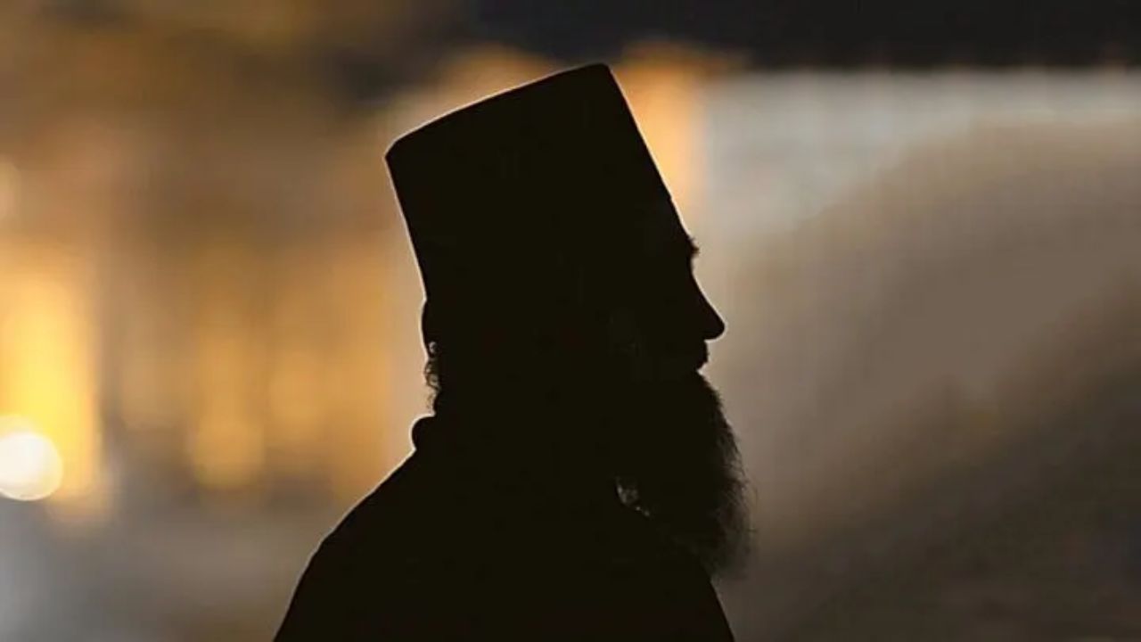 Σκάνδαλο στους κόλπους της Εκκλησίας: Στη φυλακή ο αρχιμανδρίτης που ονειρευόταν τον θρόνο της Θεσσαλονίκης