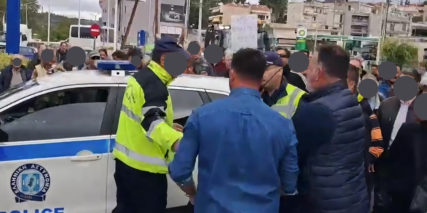 Αγρότες σπάνε αστυνομικό κλοιό και περικυκλώνουν τον Κώστα Τσιάρα!