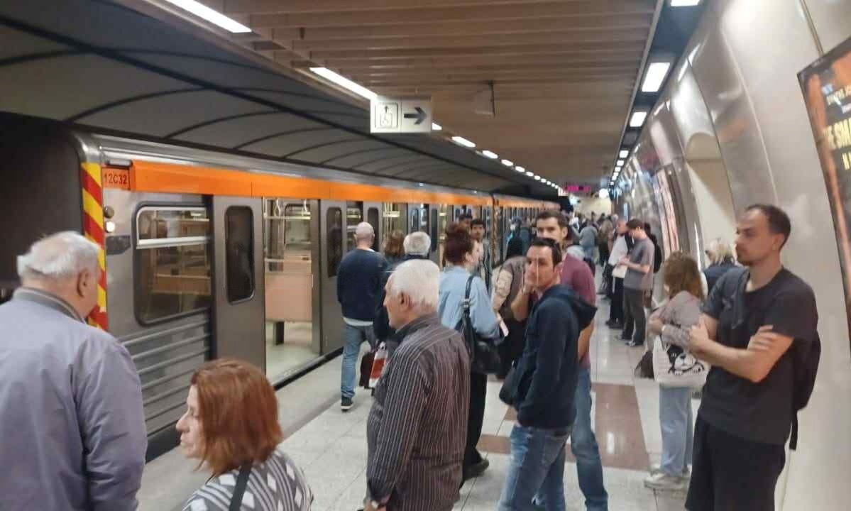 Χάος στο Μετρό! Συρμός σταμάτησε στους Αμπελόκηπους – Επιβάτες εγκλωβισμένοι