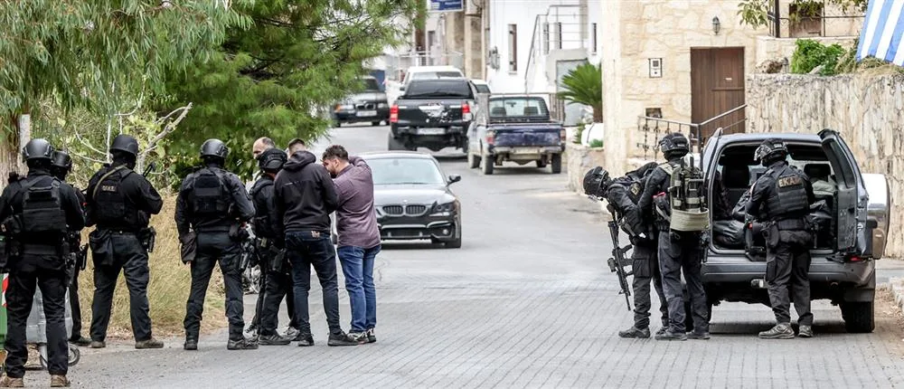 Εκδόθηκαν τα εντάλματα σύλληψης των τριών αδελφών για το μακελειό στα Βορίζια