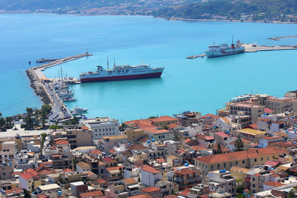 Οξύ στεγαστικό αδιέξοδο για εκπαιδευτικούς: Εικόνες ντροπής σε νησιά και πόλεις