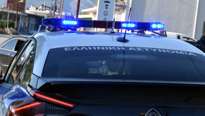Αιματηρή ληστεία σε ψιλικατζίδικο – Ο δράστης μαχαίρωσε ηλικιωμένο