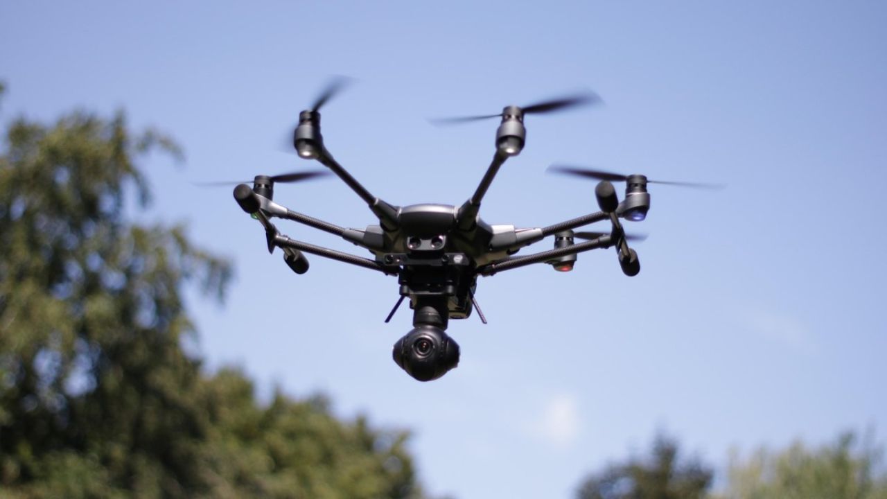 Τηλεφωνικές απάτες: Drones επιστράτευε το κύκλωμα για να δει αν υπάρχουν χρυσαφικά – Αποκαλυπτικοί διάλογοι