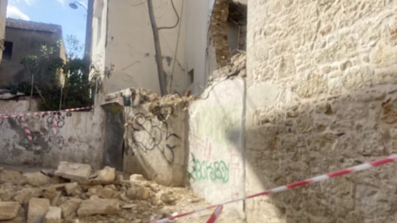 Υπό κατάρρευση Το Ηράκλειο της Κρήτης – 210 καταγγελίες για ετοιμόρροπα κτίρια