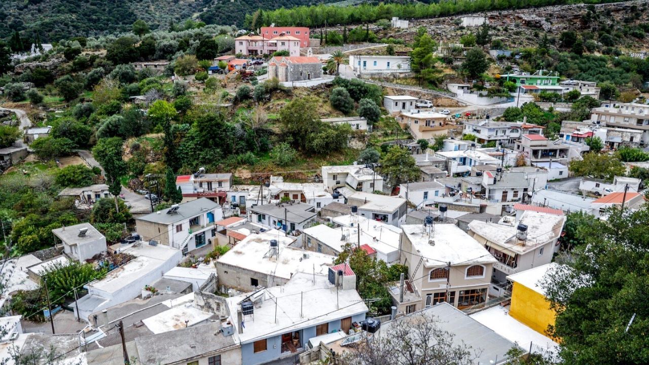 Βορίζια: Πώς μια επιδότηση του ΟΠΕΚΕΠΕ προκάλεσε το μακελειό (Βίντεο) Άκαρπες οι έρευνες για τον οπλισμό μέχρι στιγμής Αφορμή για το μακελειό στα Βορίζια φαίνεται ήταν μια επιδότηση από τον ΟΠΕΚΕΠΕ που έλαβε η οικογένεια Φραγκιαδάκη