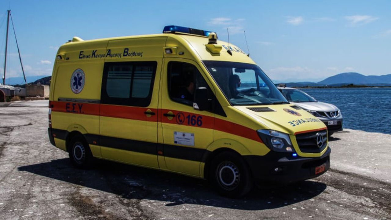 Θανατηφόρο Τροχαίο στη Νάξο: Μηχανή «σφηνώθηκε» σε Αγροτικό – Ένας Νεκρός
