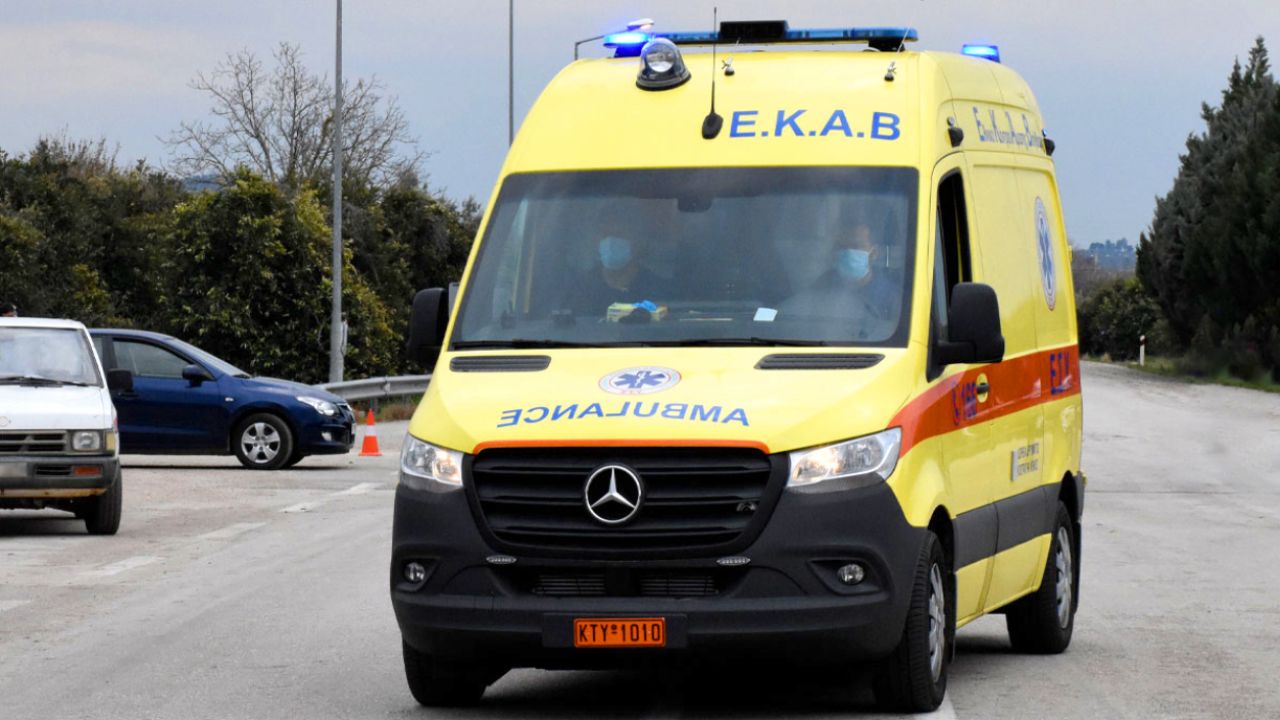 Θαύμα στις Σέρρες: Έγκυος γέννησε μέσα στο ασθενοφόρο – Οι διασώστες και οι γιατροί έσωσαν το μωρό που γεννήθηκε με κυάνωση