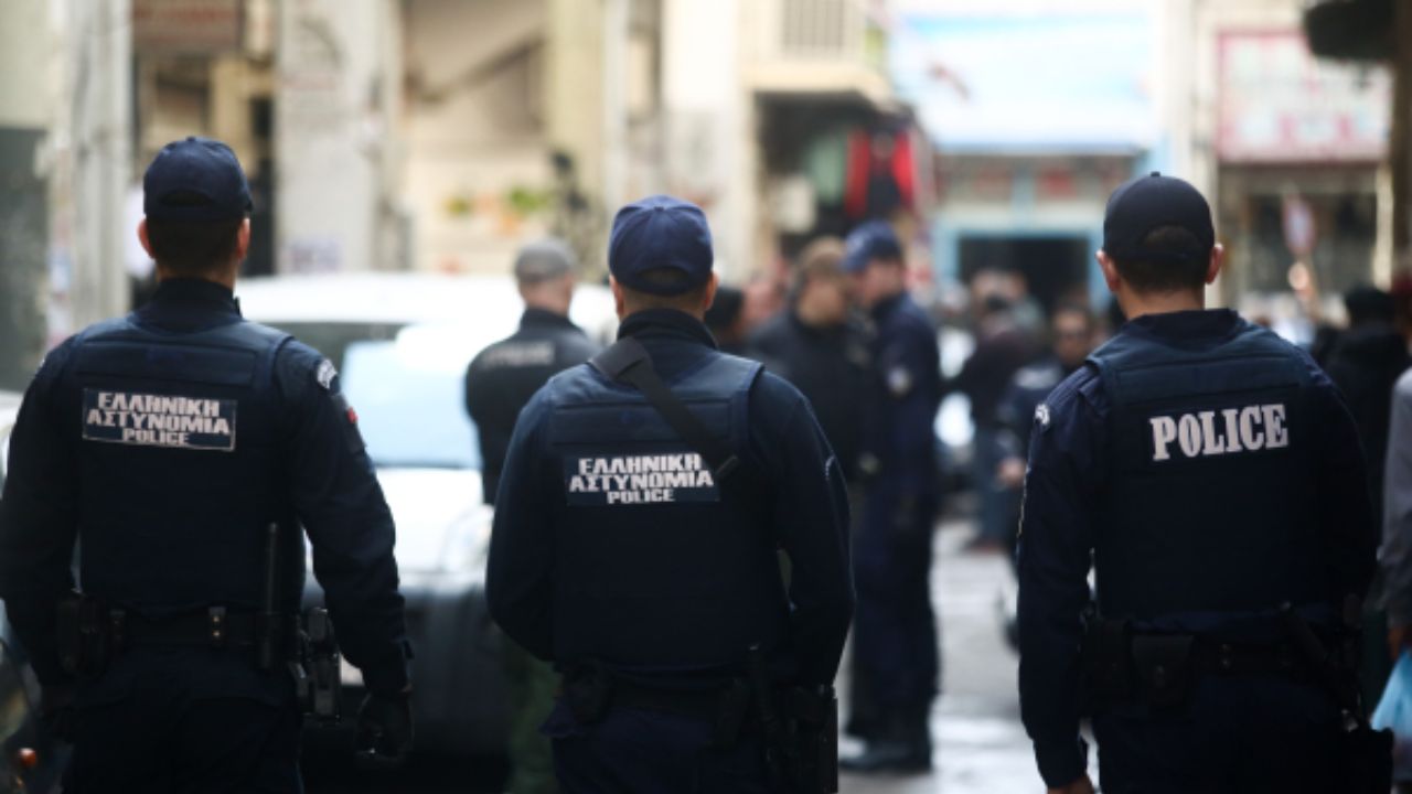 Αδειάζουν Χρυσοχοϊδη οι Αστυνομικοί