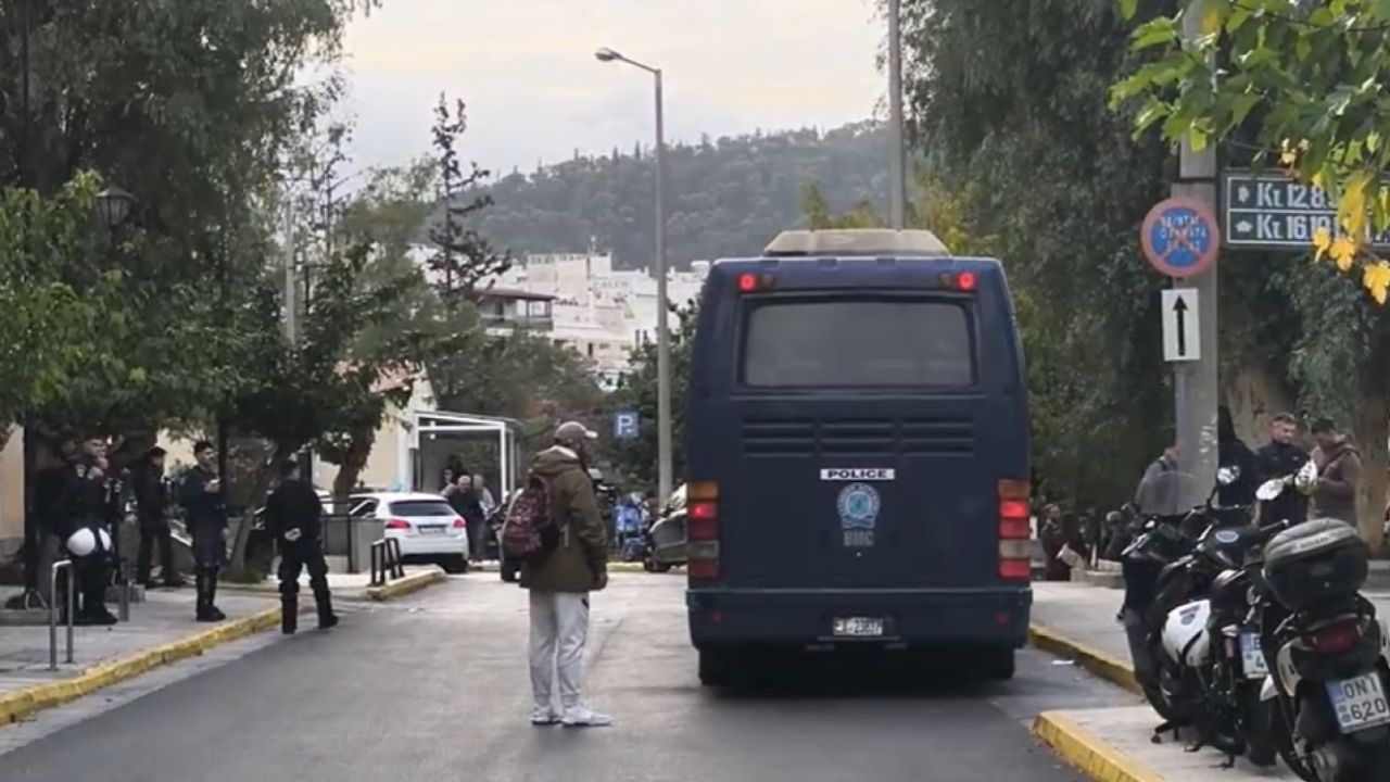 Ελεύθερη με όρους η Ολυμπιονίκης που κατηγορήθηκε για τηλεφωνικές απάτες