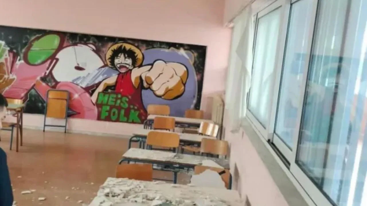 Σχολείο στην Ελλάδα: Αν γλιτώσεις από τα ταβάνια που πέφτουν θα σε φάνε οι αρουραίοι