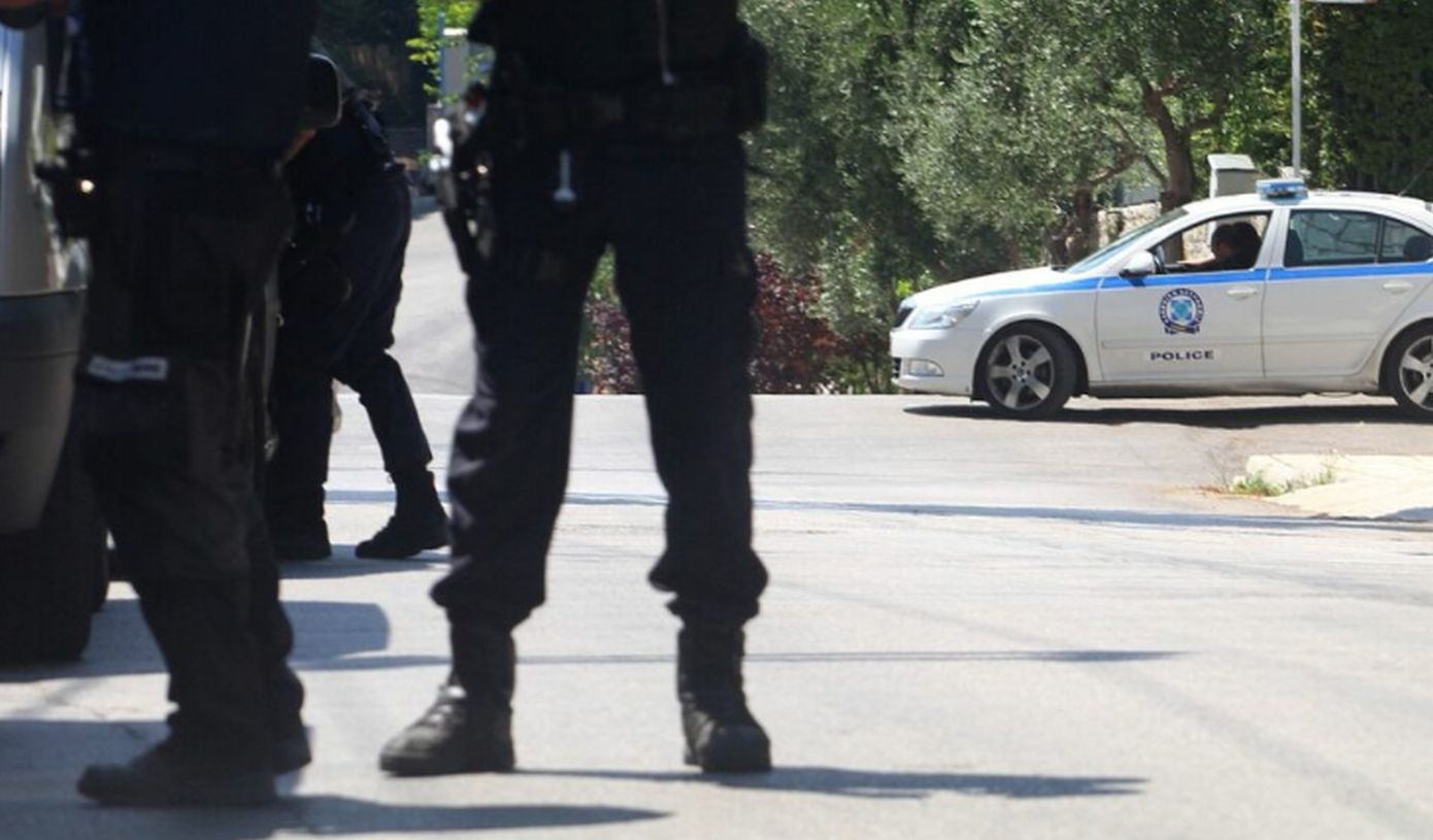Μεγάλη αστυνομική επιχείρηση για την εξάρθρωση εγκληματικής οργάνωσης διακίνησης ναρκωτικών