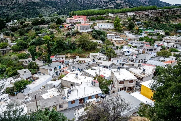 Κρήτη: Ανοίγουν αύριο τα σχολεία στο Ζαρό – Με τηλεκπαίδευση τα μαθήματα στα Βορίζια