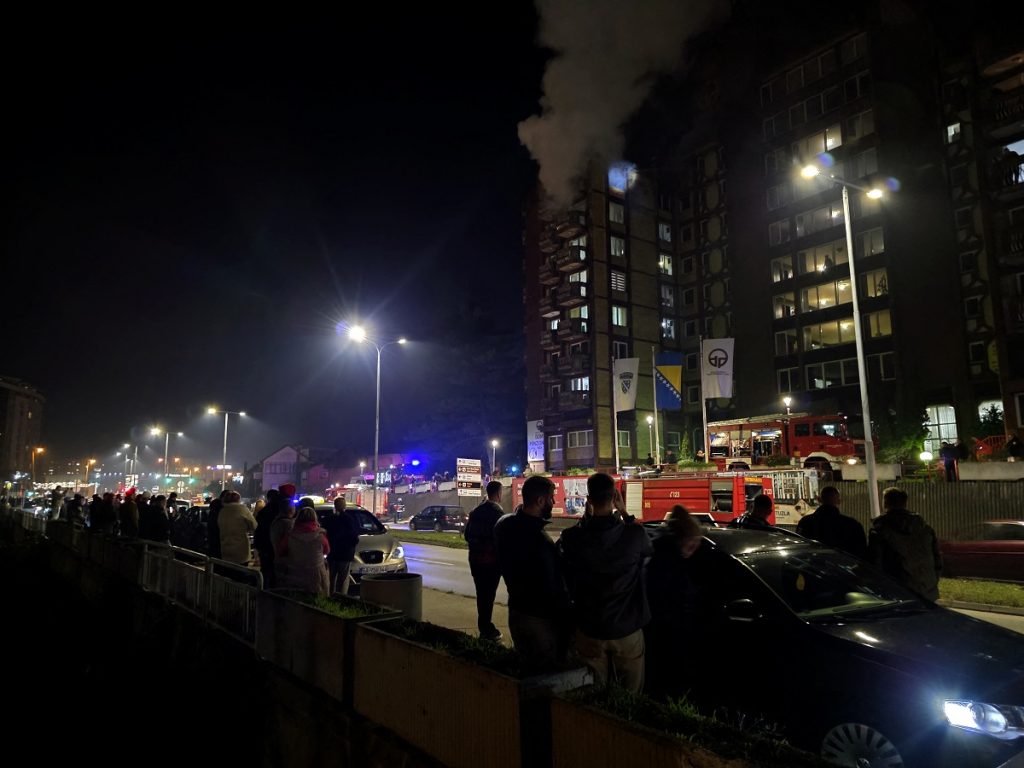 Φονική πυρκαγιά σε γηροκομείο – Νεκροί και τραυματίες