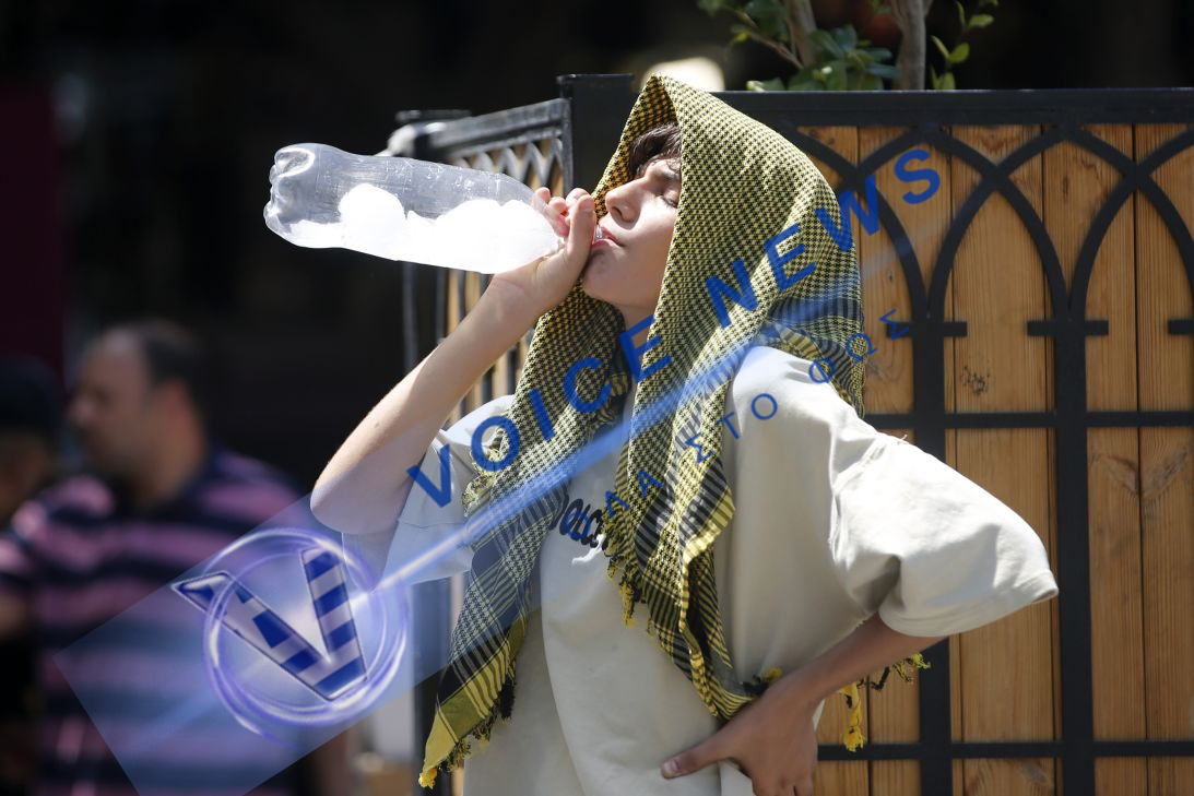 Ο πρόεδρος του Ιράν προειδοποιεί ότι η Τεχεράνη μπορεί να χρειαστεί να εκκενωθεί εν μέσω επιδείνωσης της κρίσης νερού