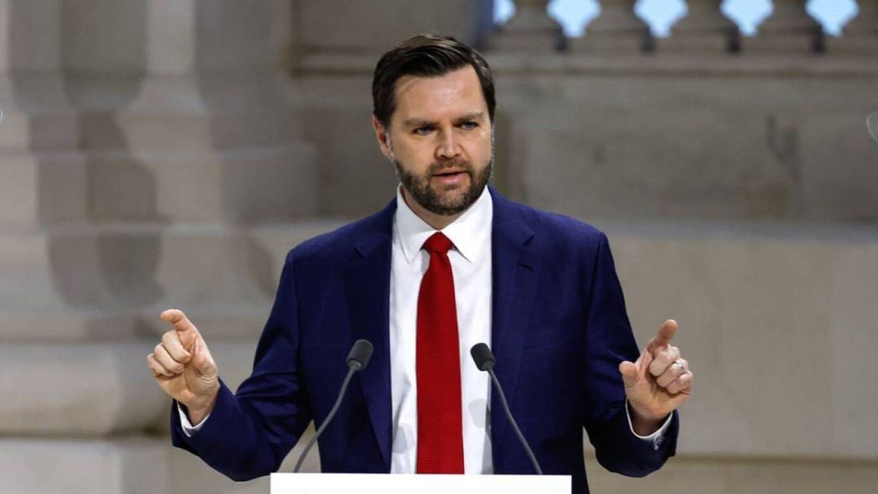 Βόμβα Βανς: Δεν φέρνουν τη νίκη τα περισσότερα όπλα στην Ουκρανία