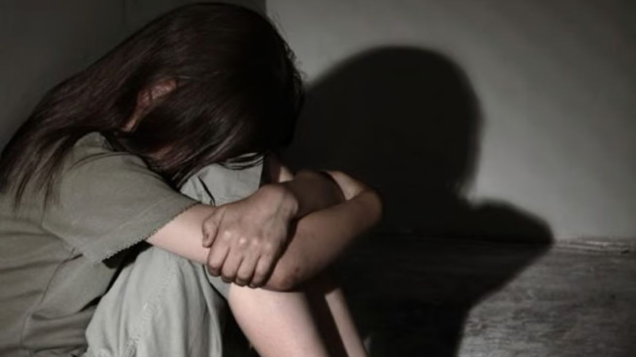 Σοκ στον Πύργο: Συνελήφθησαν δυο ανήλικοι για απόπειρα βιασμού 16χρονης