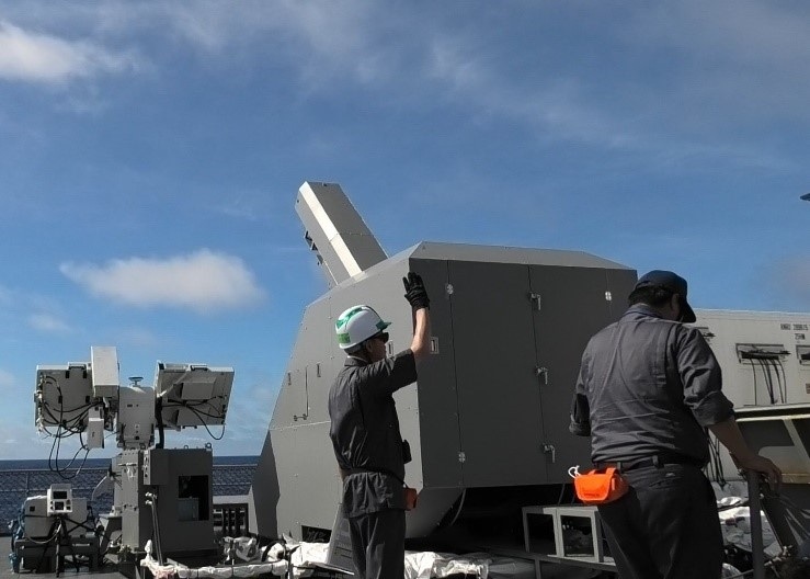 Το Ιαπωνικό Railgun αιφνιδιάζει τους πάντες και αλλάζει τους κανόνες του παιχνιδιού ( Βίντεο )