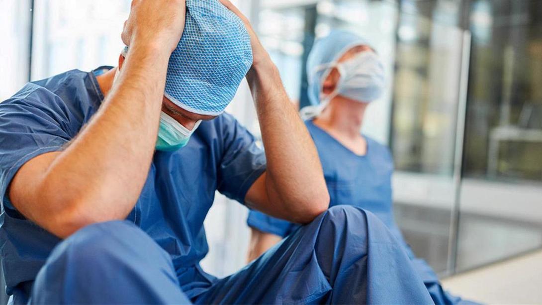 ΕΣΥ υπό διάλυση: «Τα νοσοκομεία λειτουργούν στα όρια της κατάρρευσης και οι ασθενείς πληρώνουν το τίμημα»