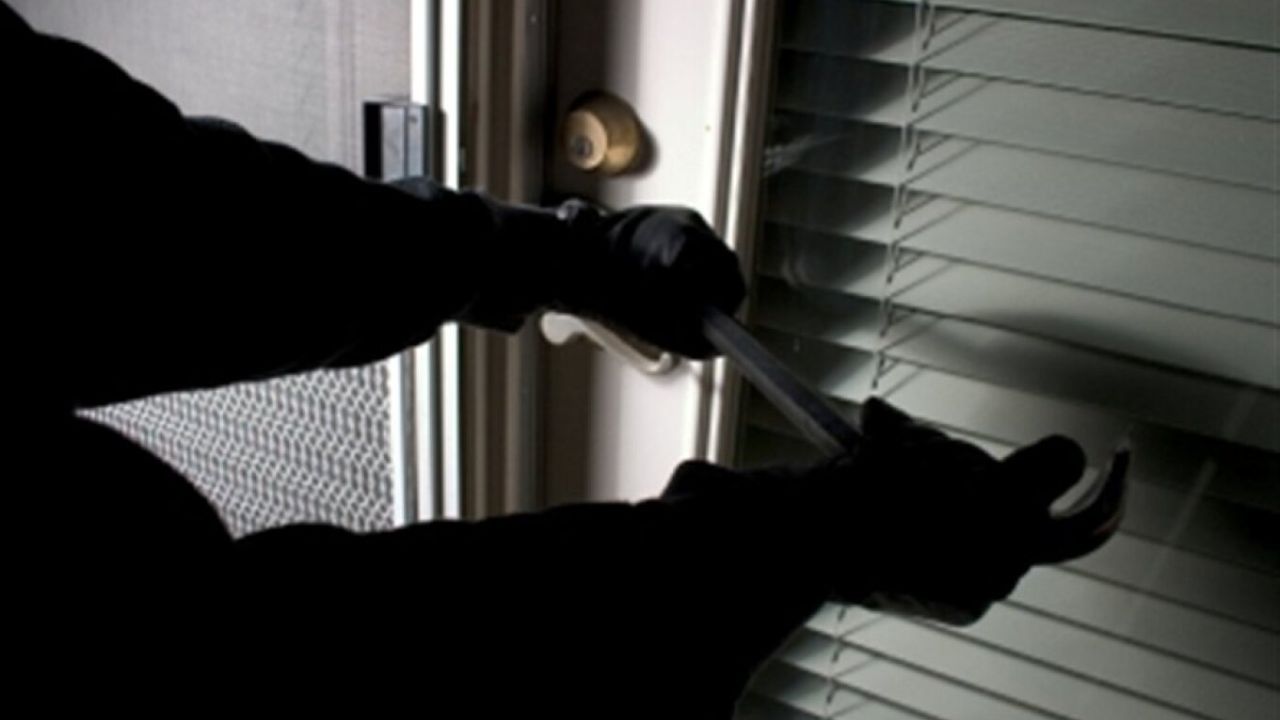 Θεσσαλονίκη: Διαρρήκτες έπεσαν από 6 μέτρα προσπαθώντας να ξεφύγουν – Στο νοσοκομείο Παπαγεωργίου