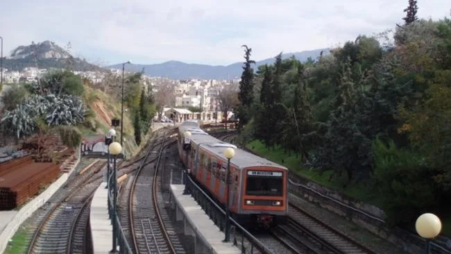 Ακινητοποιήθηκε συρμός του ΗΣΑΠ μεταξύ Καλλιθέας και Ταύρου