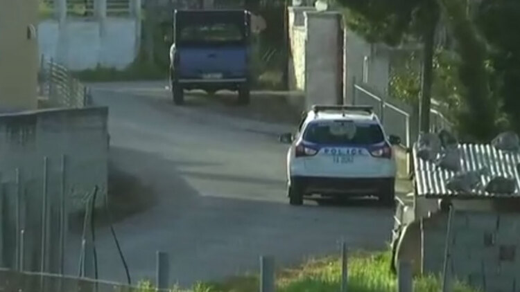 Λάρισα: Συνελήφθη ο 41χρονος που κυνηγούσε γυναίκα με τσεκούρι!