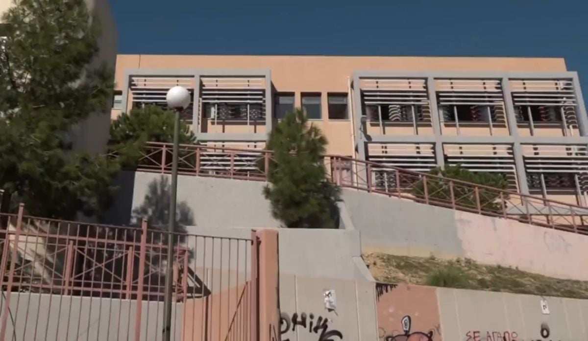 Φόβος, απειλές και παραίτηση: Τα άγνωστα περιστατικά τρόμου στο ΕΠΑΛ Κερατσινίου – Η ΕΛΜΕ ζητά άμεση καρατόμηση και παρέμβαση