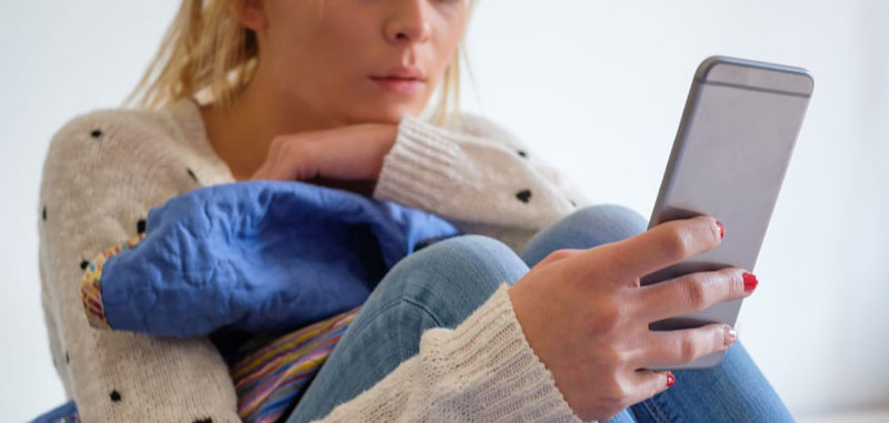 «Αποτοξίνωση» για μία εβδομάδα από τα social media – Τα «οφέλη» που αποκαλύπτει μελέτη