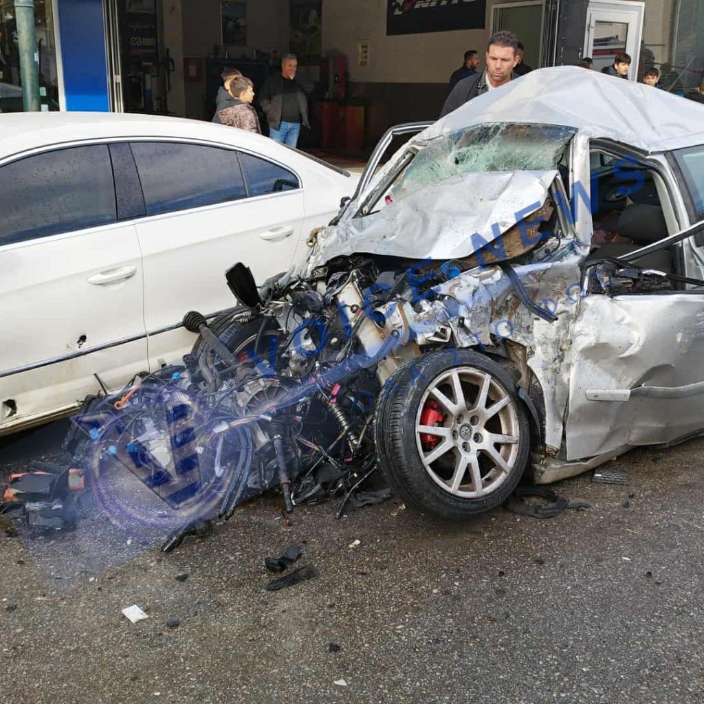[ΒΙΝΤΕΟ ΚΑΙ ΕΙΚΟΝΕΣ] Σοβαρό τροχαίο ατύχημα στην Πτολεμαΐδα