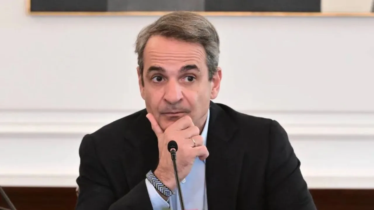 Μητσοτάκης κοροϊδεύει τους αγρότες